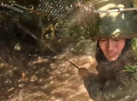 Politikanët rusë votojnë për të zgjatur rekrutimin e detyrueshëm ushtarak