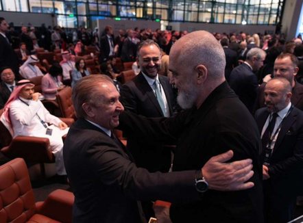 “Na duhet dush përulësie”- Rama kritikon Europën nga Riadi: BE s’ka një plan paqeje, fjala ‘nukleare’ është bërë e zakonshme