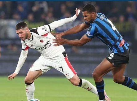 Barazimi i dytë radhazi për Milanin