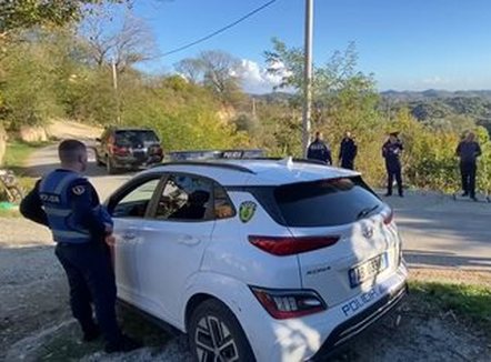 Vrau babanë me thikë, 25 vjeçari: Nuk më linte të haja i qetë