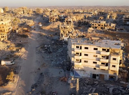 Raportohet për më shumë se 100 të vrarë nga sulmet izraelite në Gazë