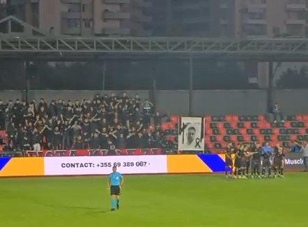 Ndërroi jetë në aksident, ‘Flamurtari’ nderon 17-vjeçarin Leandro Shametaj