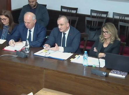 Arben Shehu ankohet në Kuvend: Institucionet, përfshirë kryeministrinë i mbyllin derën KLSH