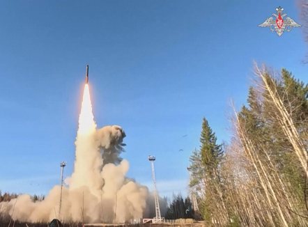 Vendimi historik i Trump, mesazh për Putin, SHBA do të testojë raketat bërthamore për herë të parë pas 30 vitesh