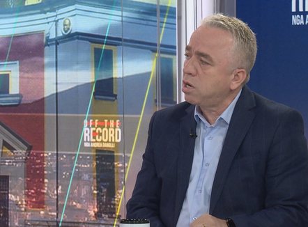 Krasniqi: Po krijohet precedent i rrezikshëm me shkarkimin e Veliajt, mund të ndodhë në çdo bashki