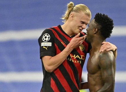 Vinicius gjithnjë e më larg Bernabeut, Reali ëndërron Haalandin