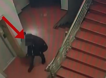 Vodhi para dhe sende me vlerë 20 mijë euro në banesë, arrestohet autori