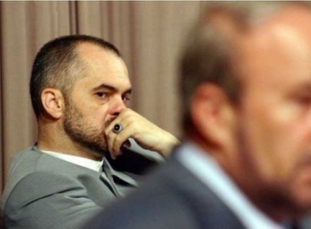 “Lamtumirë kryetar”, Edi Rama reagon pas ndarjes nga jeta të Fatos Nanos