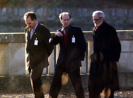 ANALIZA: Treni që humbi Kosova e Serbia, Rambujeja dhe Vjena krijuan shtetin, pse Brukseli s’e normalizoi?