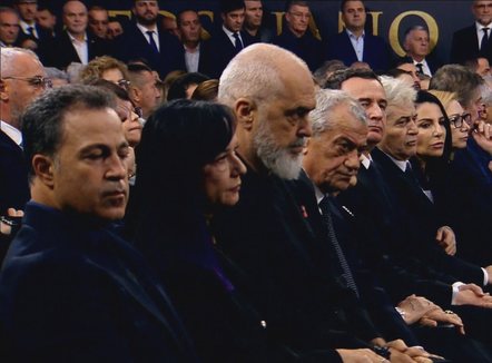 Lutfi Dervishi: Hipokrizia sot në funeralin e Fatos Nanos