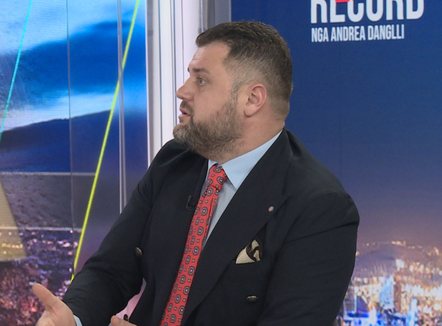 “Rama do ndërhyjë në sistemin e drejtësisë”, Sefa: Do shkrijë KLGJ, KLP dhe ILD