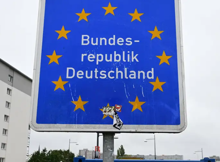 Analiza: Gjithnjë e më shumë djem të rinj ukrainas shkojnë në Gjermani