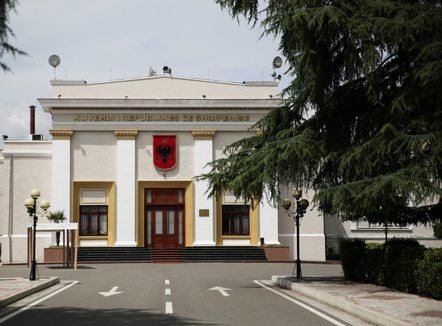 Thirret protestë kundër projekt-ligjit për ‘Barazinë Gjinore’