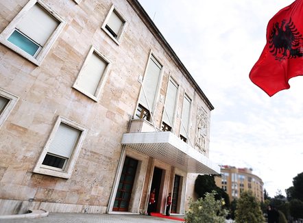 Ndryshime në Qeveri