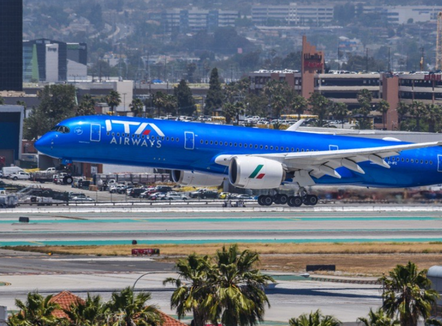 Prag tragjedie mbi Los Anxhelos, dy avionët e pasagjerëve vetëm 5 sekonda larg përplasjes