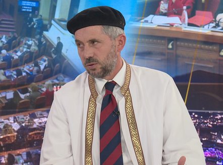 “O doktor, në 2010 ishe pro homoseksualëve”, Ylli Gurra për Berishën: Nuk mund të flasë sot për vlera familjare