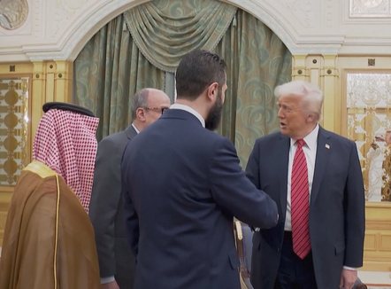 Al-sharaa në Shtëpinë e Bardhë, ish-armiku i SHBA-së nënshkruan paktin për Sirinë e re