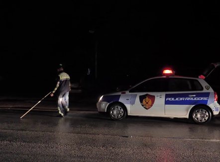 Aksident me pasojë një të vdekur në aksin Peqin-Rrogozhinë