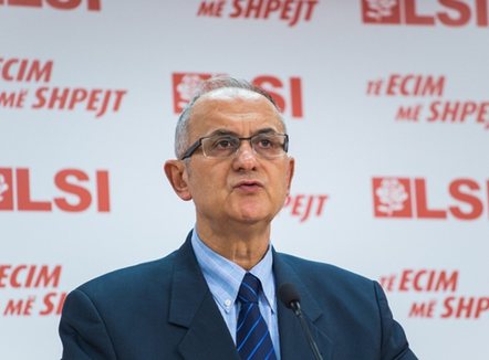 Petrit Vasili: Zgjedhjet janë nul, veç debilët flasin për fitore