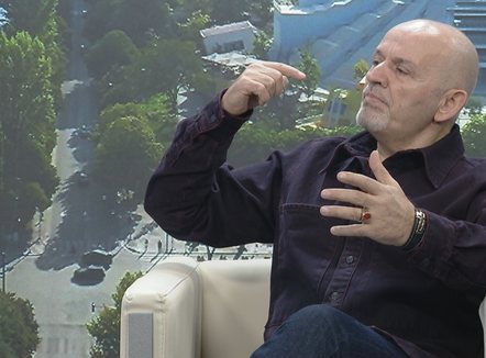 “Lutem çdo mëngjes për Edi Ramën”, Pastori Paulin Vilajeti rrëfen ritualin dhe mesazhin e tij për liderët politikë