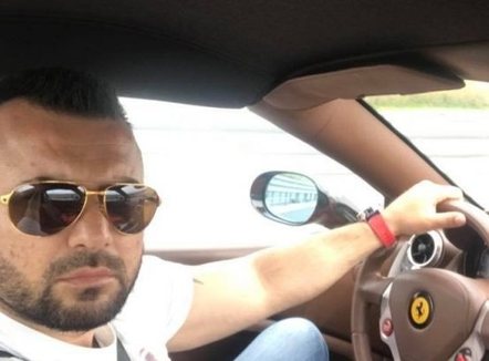 Elton Kila te “Plumbi i Artë”, tregon njohjet me Florenc Çapjan, Suel Çelën e familjen e tij 