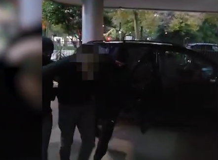 Me profilin e një banke iu vodhi miliona qytetarëve, arrestohet 21-vjeçari nga Laçi