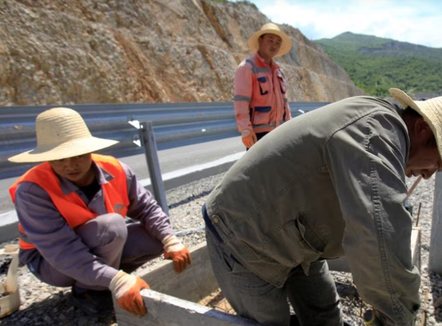 Një kompani kineze e sanksionuar nga SHBA-ja në garë për ndërtimin e autostradës së Malit të Zi