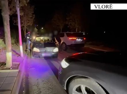 Operacioni “Triple” në Vlorë, tre të rinj nga Lushnja kapen me 101 gram kokainë