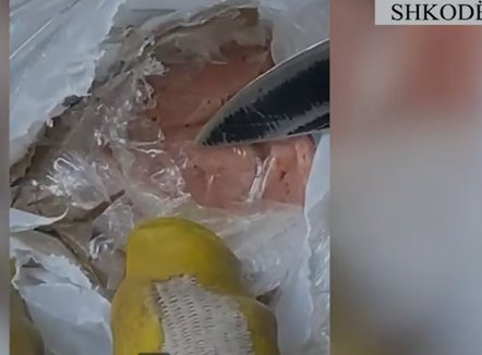 Zbulohet punishtja e drogës, eksplozivë e armë zjarri në Shkodër