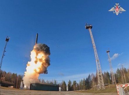 Rikthehet epoka bërthamore? SHBA dhe Rusia paralajmërojnë të rifillojnë testimet 