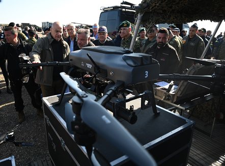 Greqia demonstron forcën, teston dronët vendas në stërvitjen e madhe ushtarake pranë Aleksandropolis