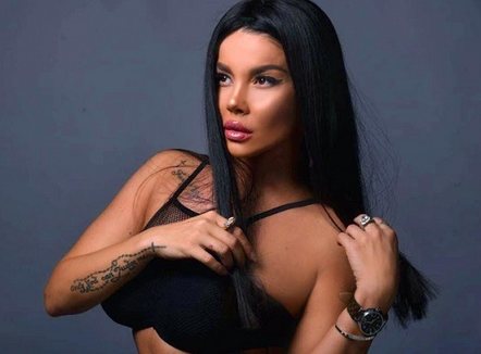 Si u arrestua gjatë një koncerti në Zvicër këngëtarja Eva Ndoja dhe si doli e pafajshme para gjyqit?