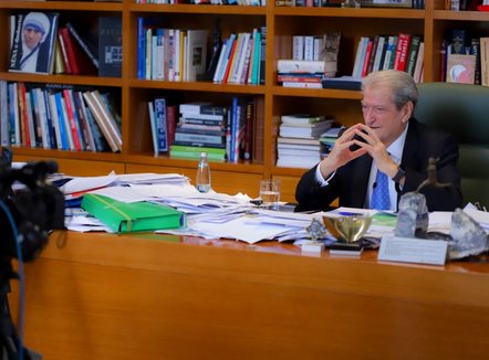 Atentati në Rinas, Berisha replikon me Ramën për kamerat inteligjente: Mashtron, se shqiptarët panë gjithçka