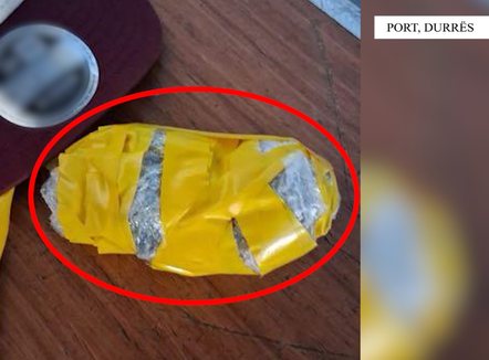 Kapet me drogë marinari italian i tragetit Durrës-Ankona