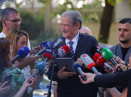 21 Janari, Berisha: Tani që më ftuan, do të dëshmoj! E kam quajtur vrasje shtetërore përpara Strasburgut