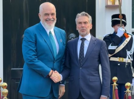 Pas Brukselit, Rama vijon vizitën në Hagë, pritet nga kryeministri Dick Schoof