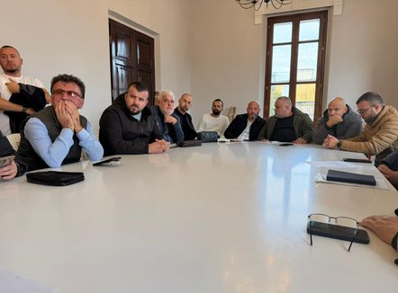 Lumi Vjosa rrezikon të dalë nga shtrati, Halili takim me ekipet e Bashkisë së Vlorës