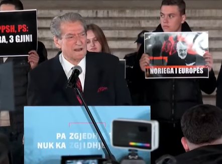 “Nuk do ta pranojmë ligjin për barazinë gjinore”, Berisha: Rama kërkon të shkatërrojë familjen