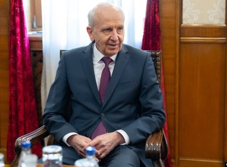 Mali i Zi paralajmëron ambasadorin rus se deklaratat e tij do të trajtohen si veprimtari armiqësore