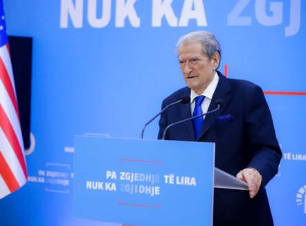 Berisha: Dje nuk kishim thirrur protestë, por “Foltoren e parë parlamentar-qytetare”