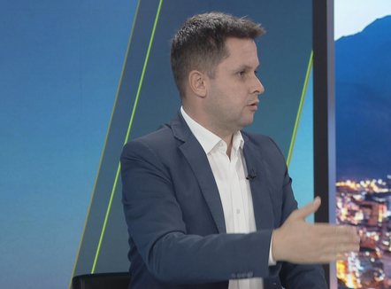 “Nuk po merren përgjegjësi në PD”, Alimehmeti: Po fshihet analiza, duhet ristrukturim total 