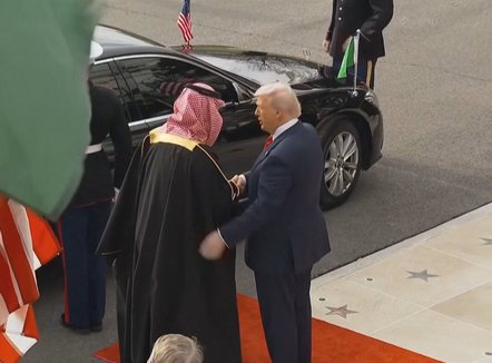 Sauditët hedhin 1 trilion dollarë në SHBA, Trump mbron Bin Salman: Nuk dinte asgjë për Khashoggin
