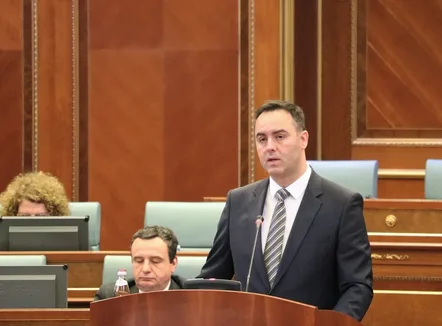 Kosova drejt zgjedhjeve të jashtëzakonshme, Glauk Konjufca nuk i merr votat për t’u bërë Kryeministër