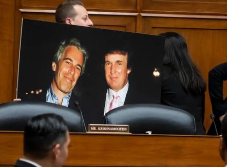 Trump dhe Dosjet Epstein: Çfarë duhet të dini