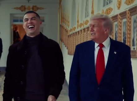 U shkrinë së qeshuri, Trump publikon videon me CR7 në Shtëpinë e Bardhë