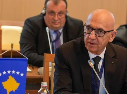 Kosovë, Ushtruesi i Detyrës së Kryeprokurorit mohon bashkëpunimin me gjykatësen serbe për Reçakun