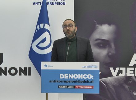 Rama nuk shkarkoi Ballukun, PD: Është i tmerruar, Belinda e ka ulur në gjunjë