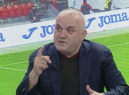 Gazetari Artan Hoxha shpallet “non grata” nga Greqia