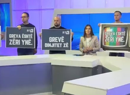 “Greva është zëri ynë”, punonjësit e RTK në protestë