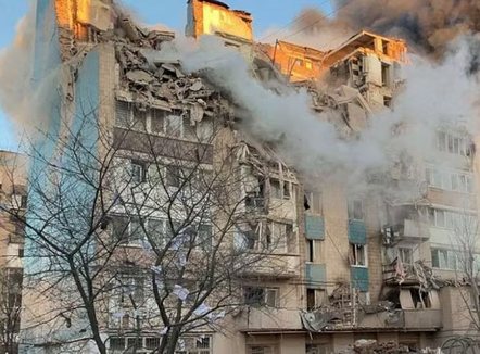 Sulme të rënda ruse godasin Kievin, një i vdekur, disa të plagosur dhe dëme në infrastrukturë